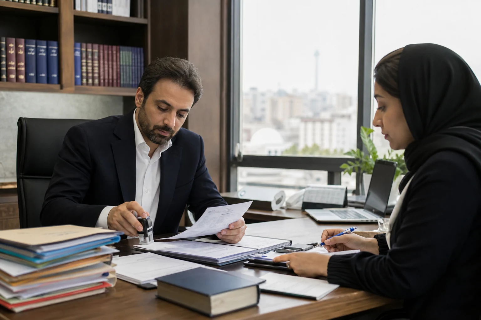 İran hukukunda ticari ve şirket sözleşmeleri ile ilgili belgelerin ve ihtilafların hukuki incelemesi